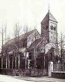 Die Kath. Pfarrkirche in Lohausen um 1953